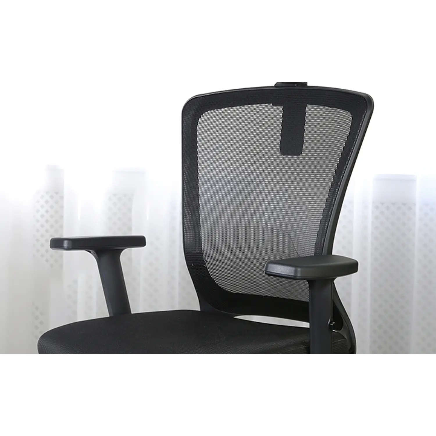 Xtech Avignon XTF-OC414, Silla Ejecutiva, Reposacabezas Ajustable, Malla Transpirable, 120kg, Negra 3