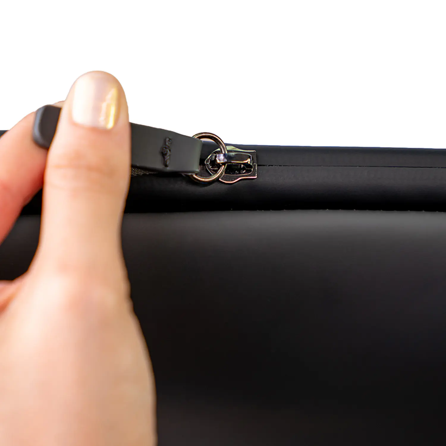 Klip Xtreme Aurum KNS-760, Funda para Notebook 16