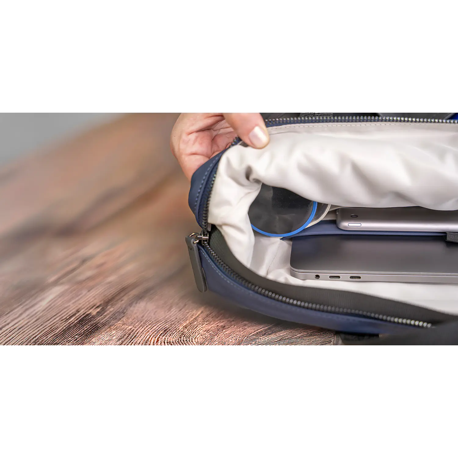 Klip Xtreme Aurum KNB-721, Mochila para Notebook 16