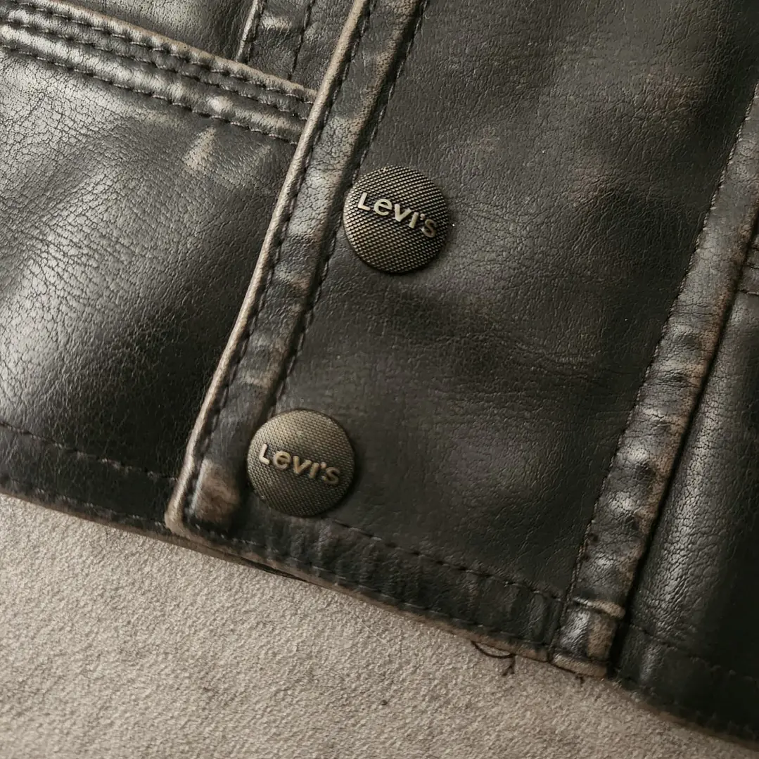 Levi’s Vegan Leather Multipocket Jacket S 3
