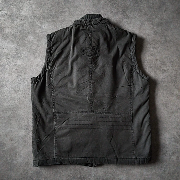 W & E Vest L 5