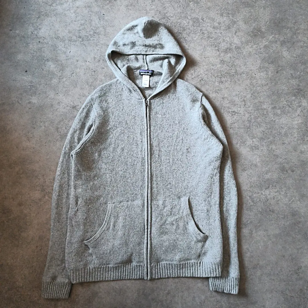 Patagonia hooded Sweater L 1