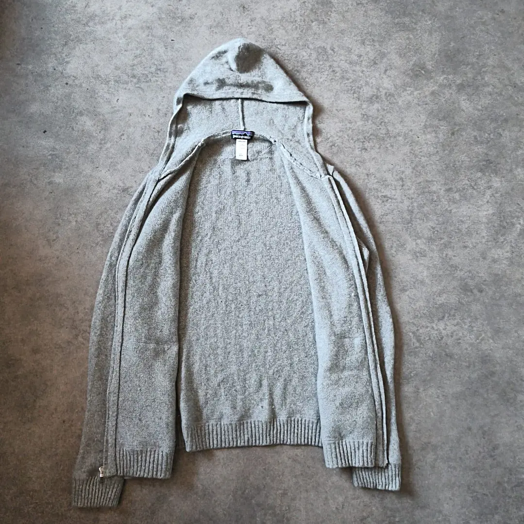 Patagonia hooded Sweater L 3