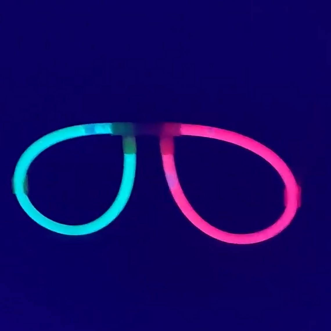 Juego Científico STEM - Vamos a Brillar en la Oscuridad 2