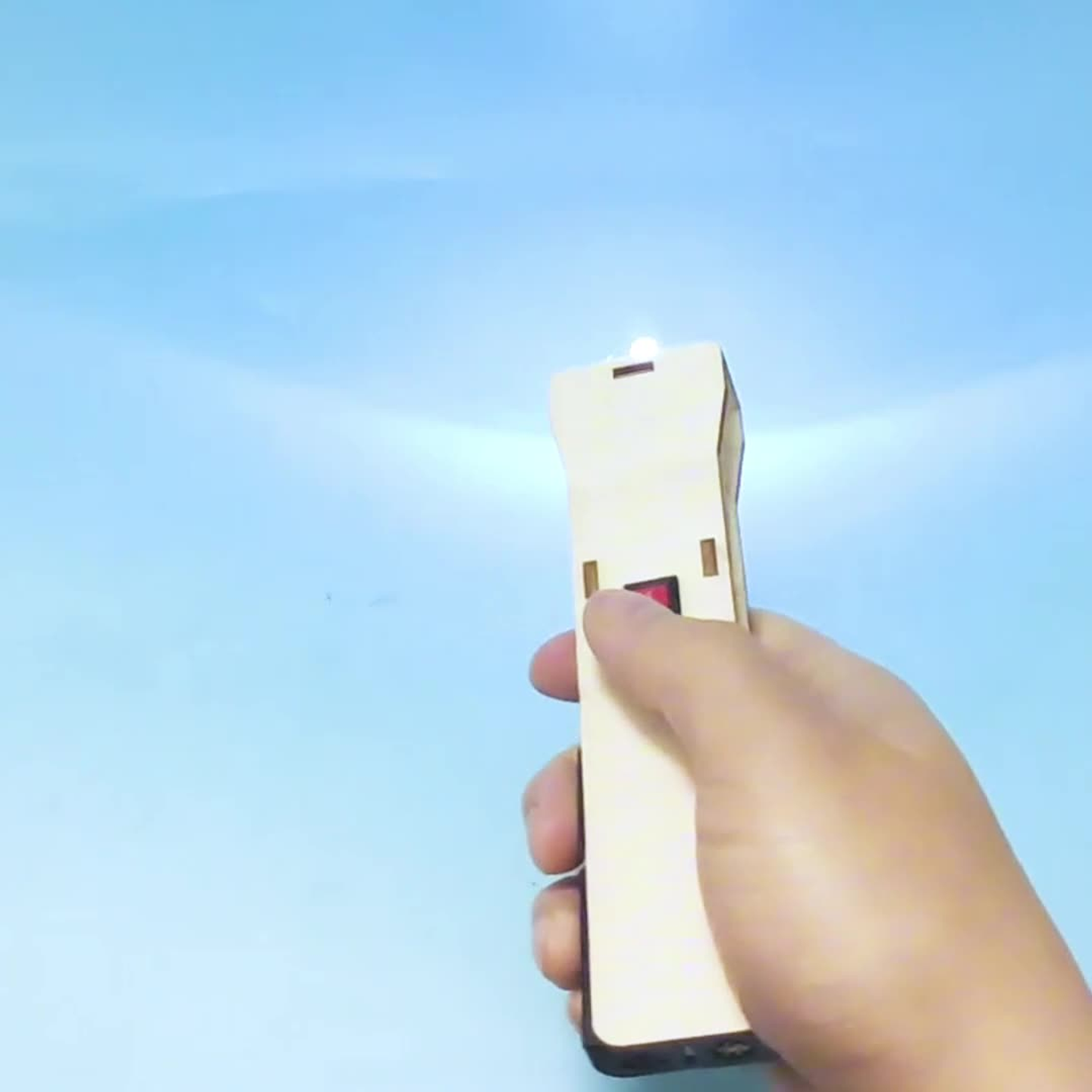 Kit STEM – Linterna LED Armable 2