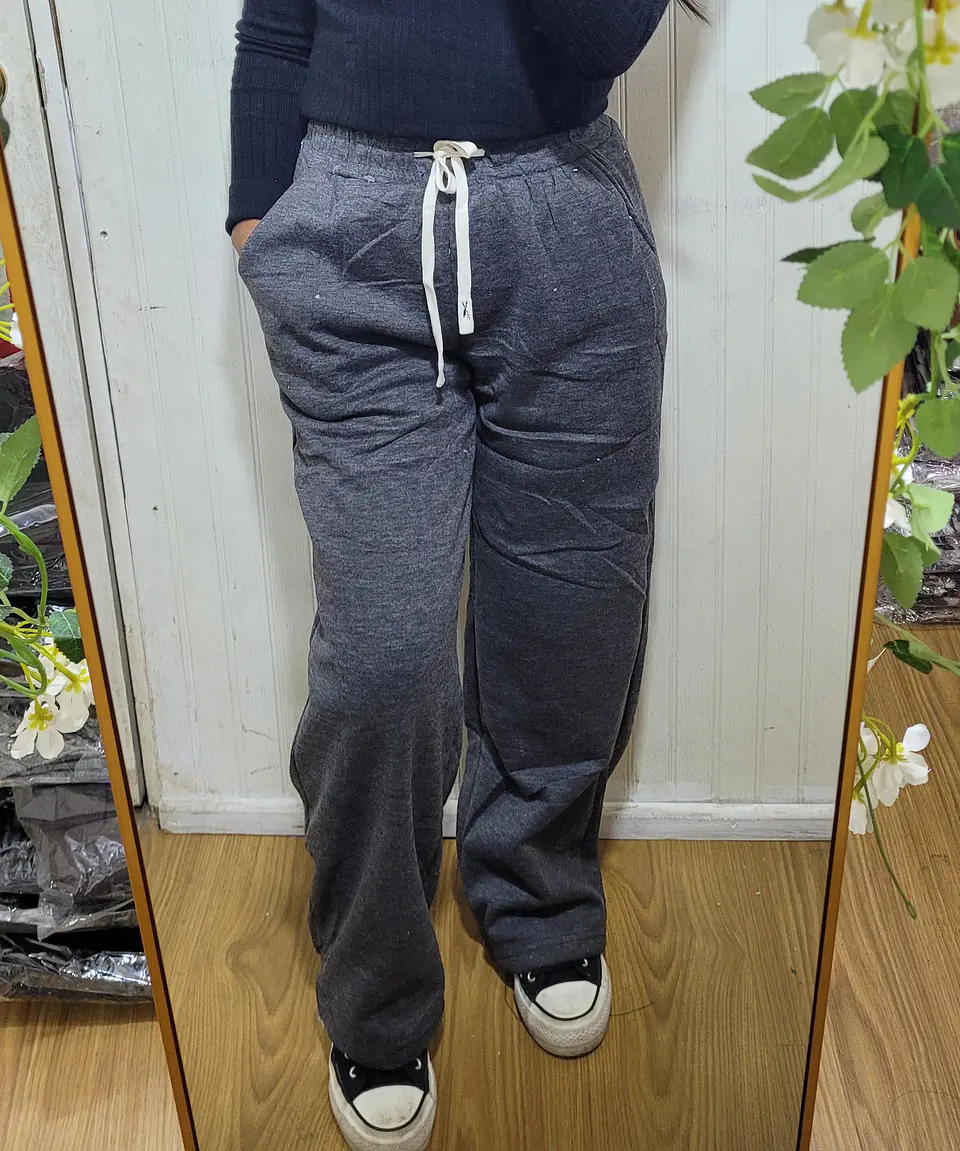 PANTALON RECTO TIPO LANILLA CON CHIPORRO 4