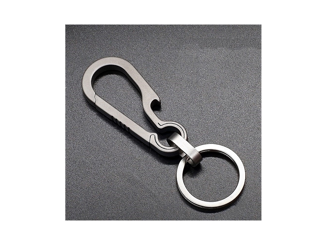 Llavero Mosquetón de Titanio 2