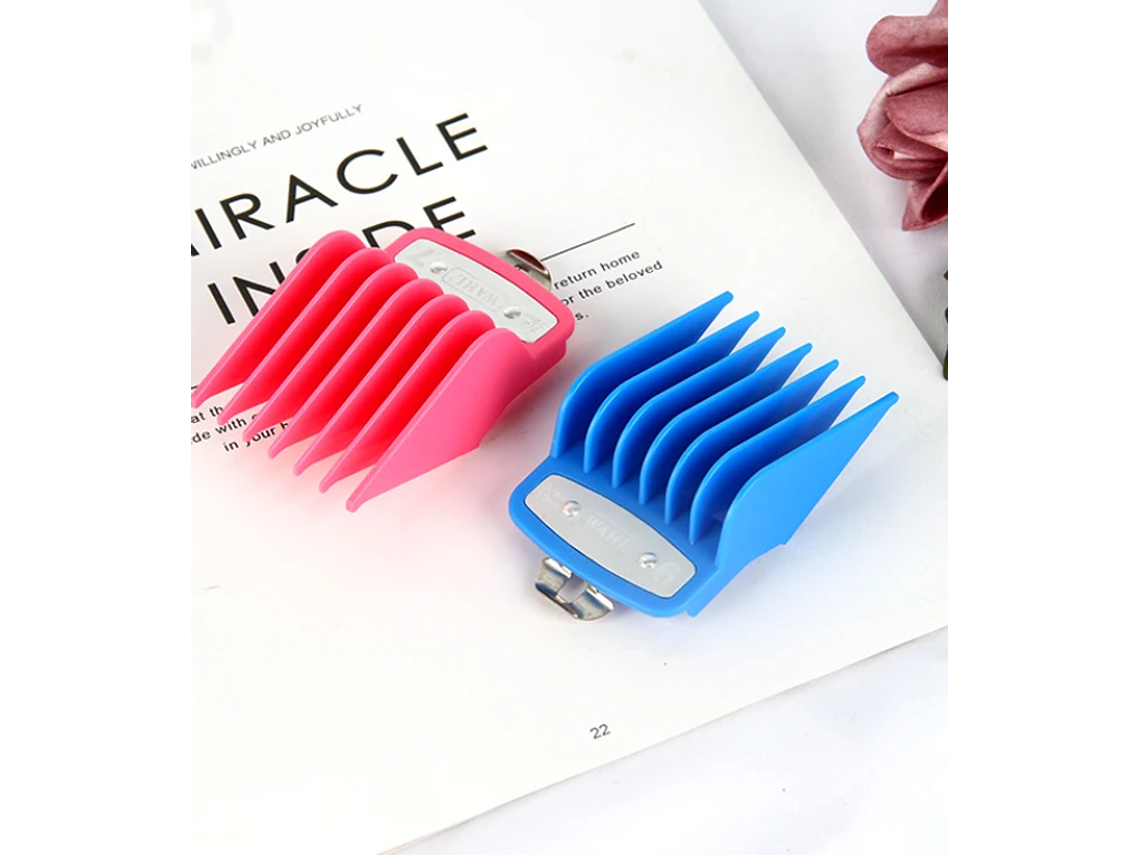 Set 8 Peines Metálicos con Caja Transparente 3