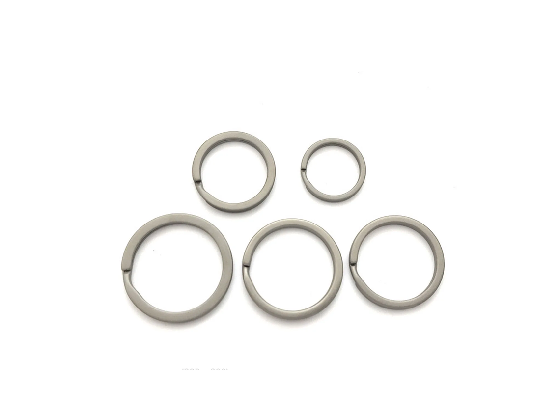 Argolla de Llavero de Titanio 1