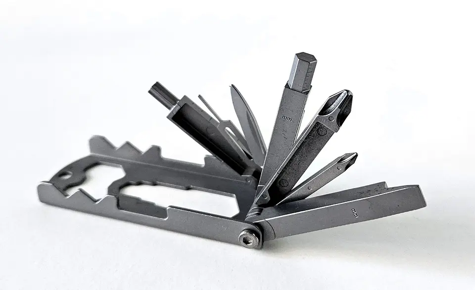 Accesorio EDC 1000 en 1 4