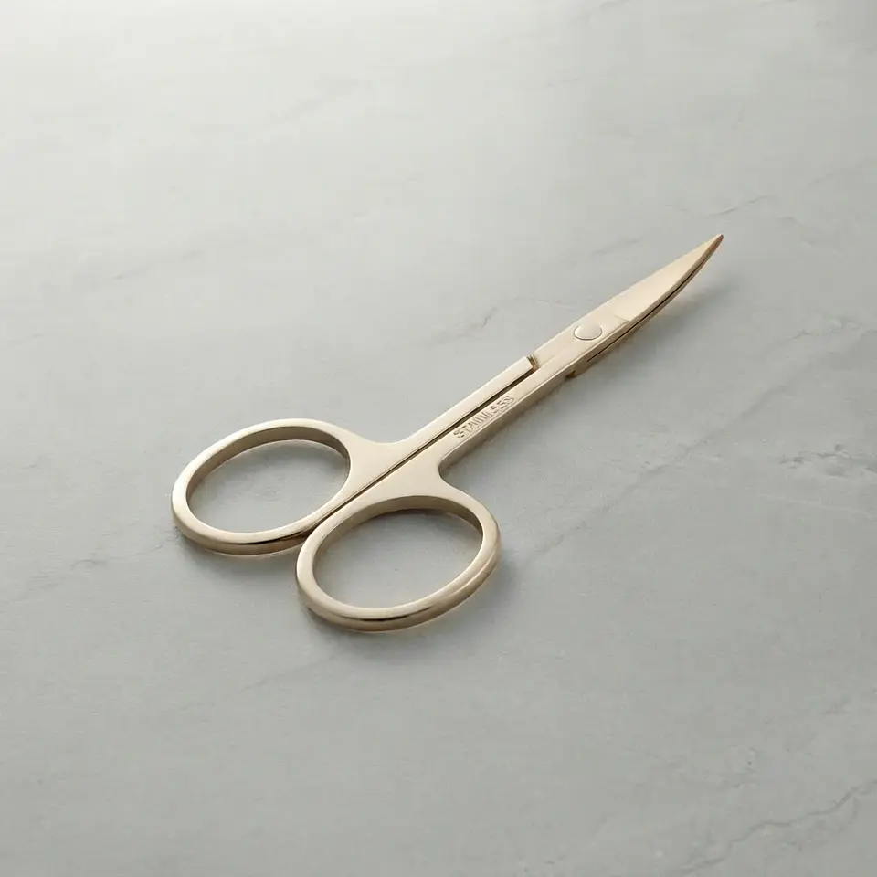 Tijera para Cejas y Barba - Punta Curva 1