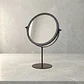 Espejo Circular Metálico con Base - Miniatura 1