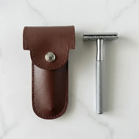 Set Máquina de Afeitar Clásica con Funda