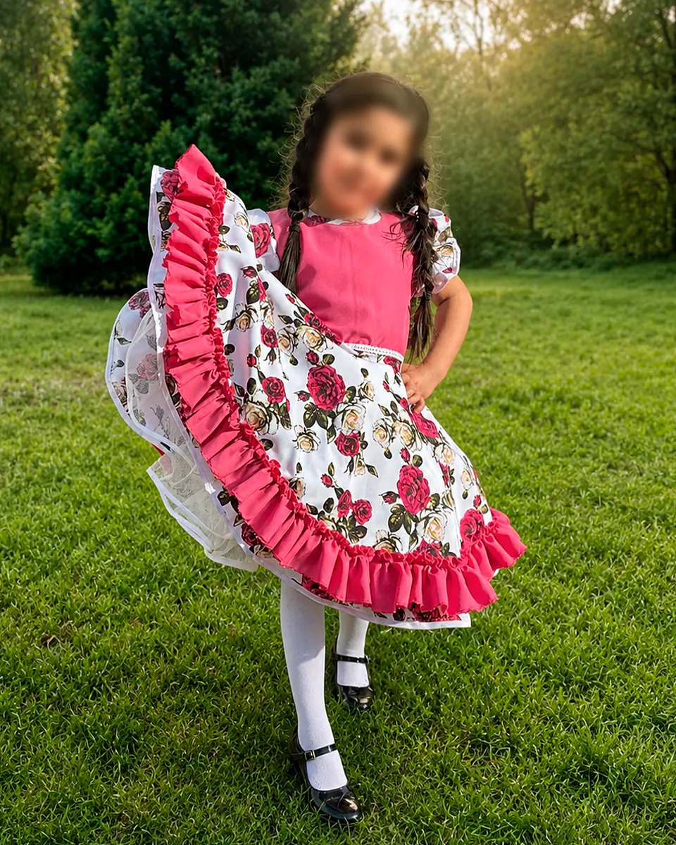 Vestido de Huasita Infantil Fucsia con Rosas 4