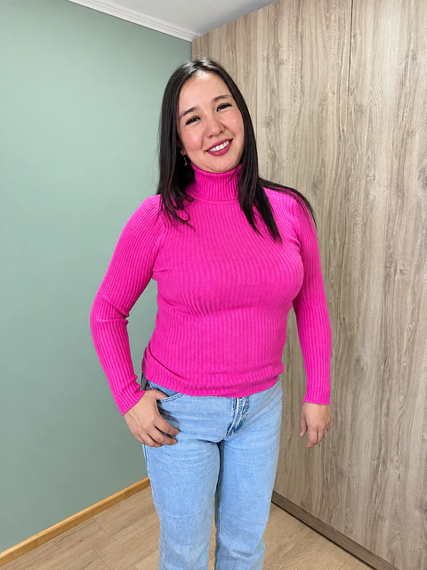 Sweater Beatle Fucsia