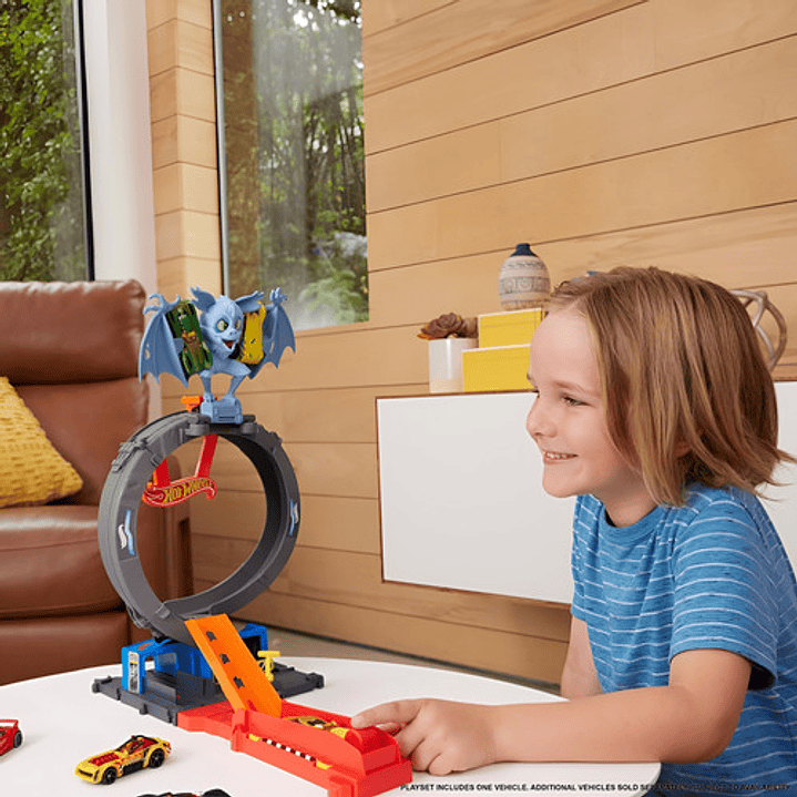 HOT WHEELS CITY PISTA ATAQUE DE MURCIÉLAGO 12