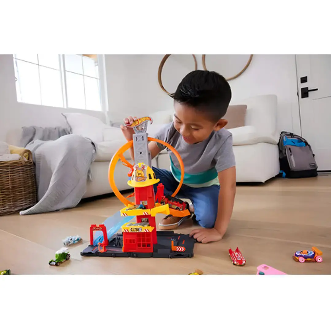 Hot Wheels City Pista De Juguete Súper Estación De Bomberos Multicolor 7