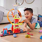 Hot Wheels City Pista De Juguete Súper Estación De Bomberos Multicolor - Miniatura 8