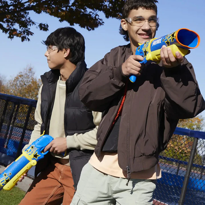 NERF FORNITE HALF TONE HERO LANZADOR DE DARDOS HASBRO 6