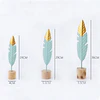 Set 3 Plumas Decorativas Metal y Oro — Toque Natural y Elegante para tu Espacio