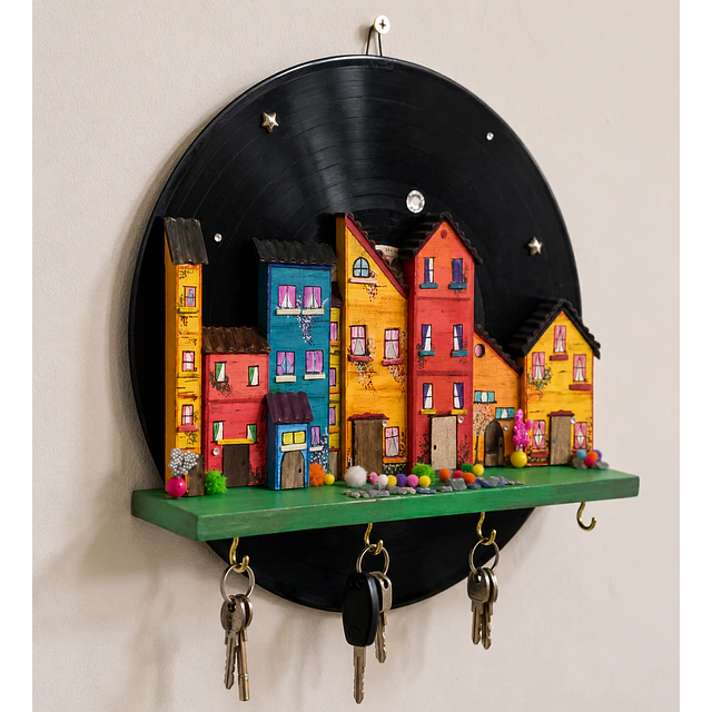 Disco de Vinilo Decorativo con Casas Pintadas a Mano — Llavero Mural Artesanal Único