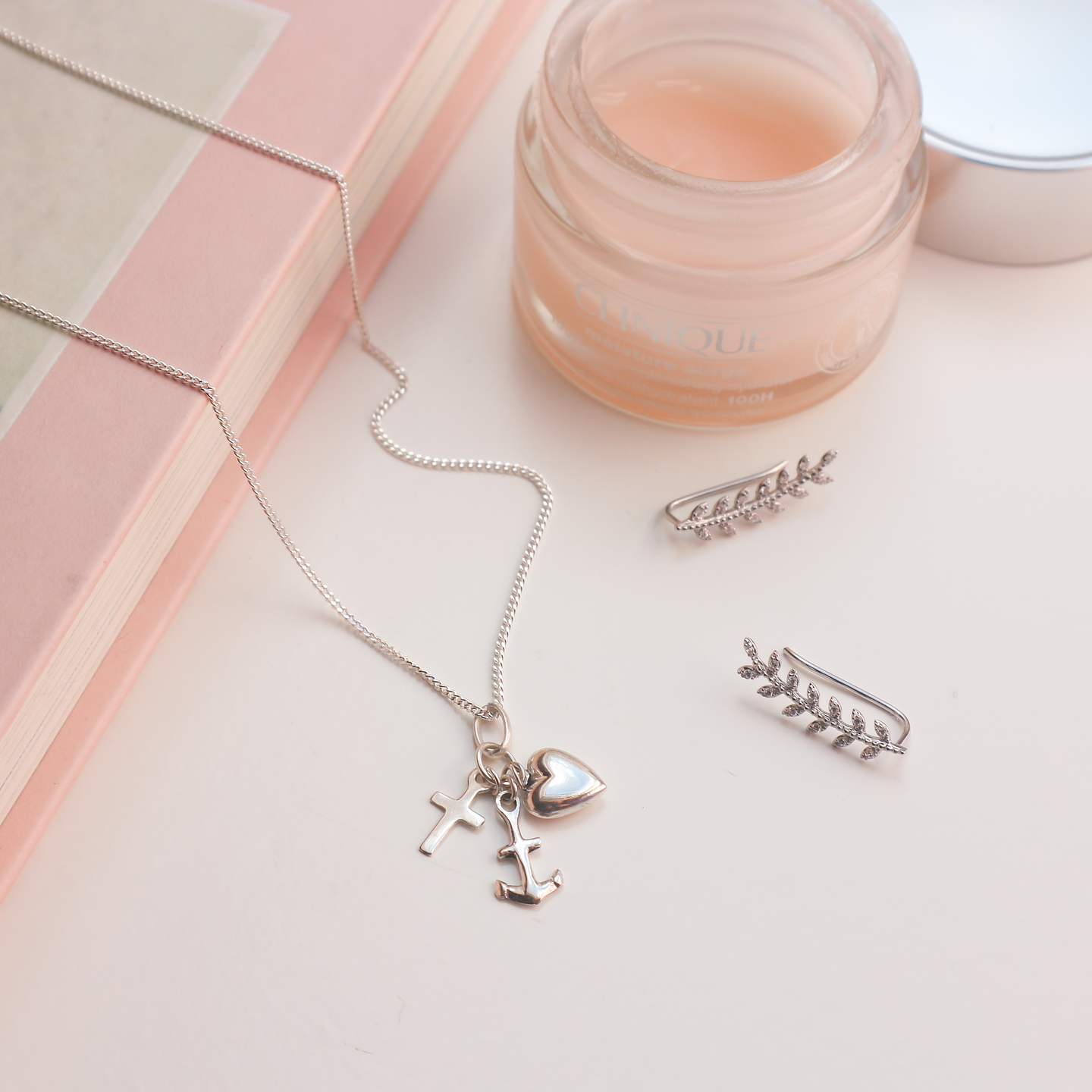 Colar F﻿é, amor & esperança﻿ 1