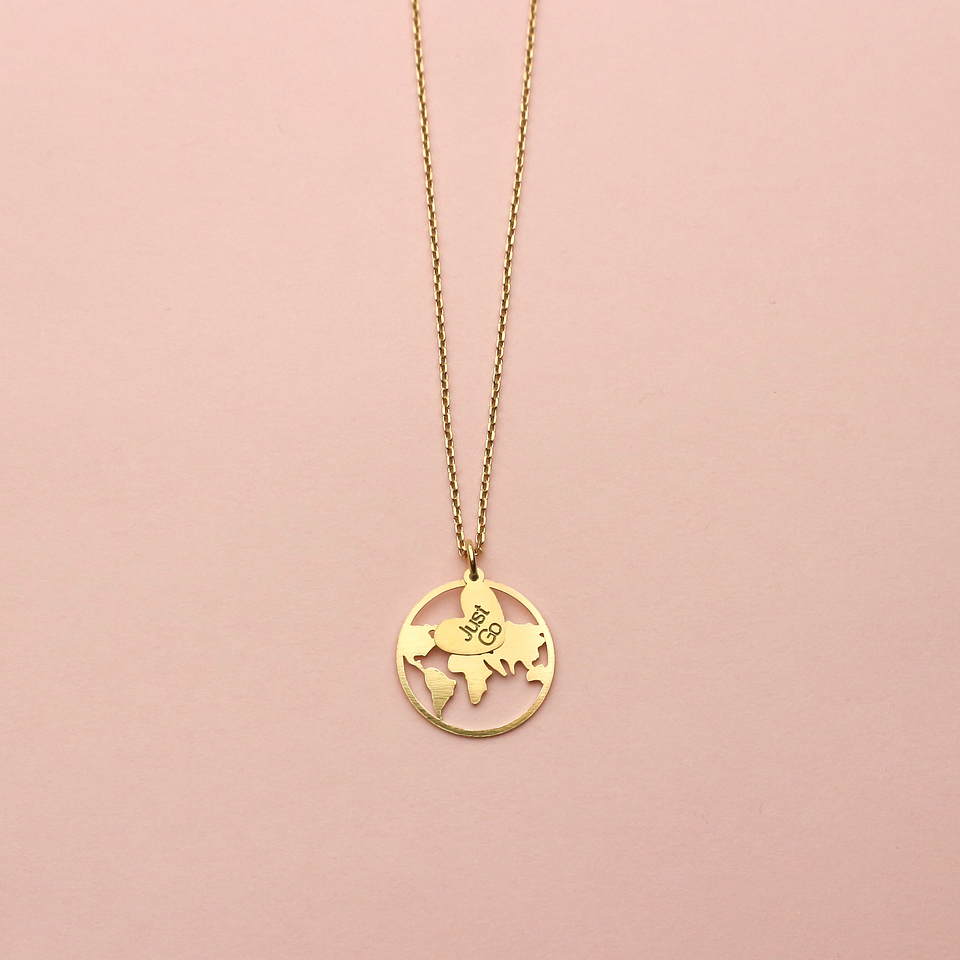 Colar com globo mais coração  1