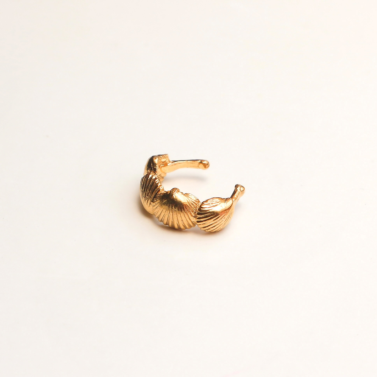 Ear cuff em conchinhas   2