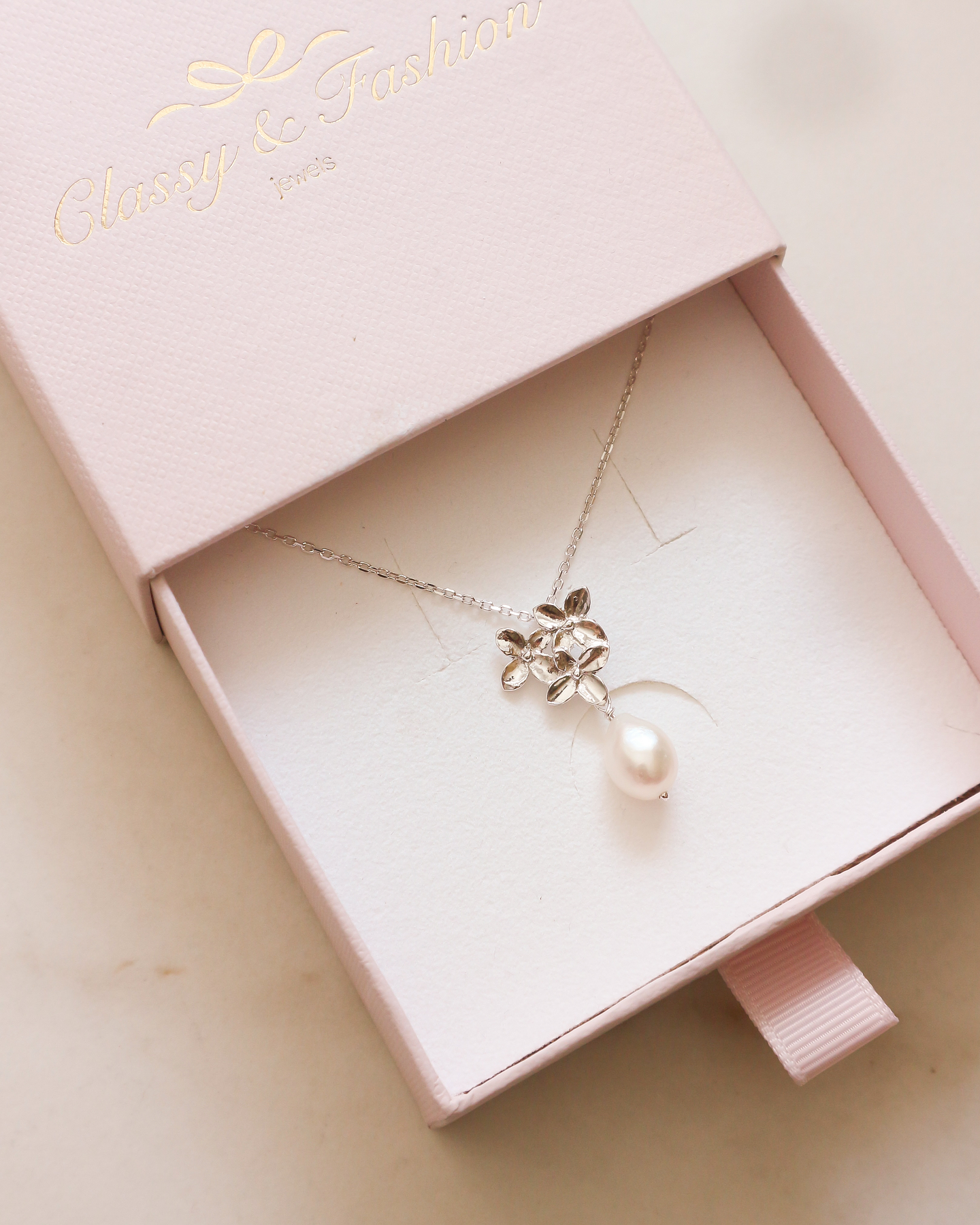 Colar flor de cerejeira  2