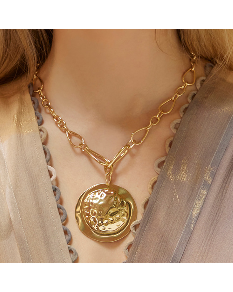 Gargantilla medallón