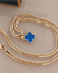 Collar Trébol de la Suerte Un Talismán de Dualidad y Lujo en Oro Laminado
