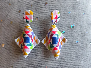 Aros Triangular Multicolor ♥