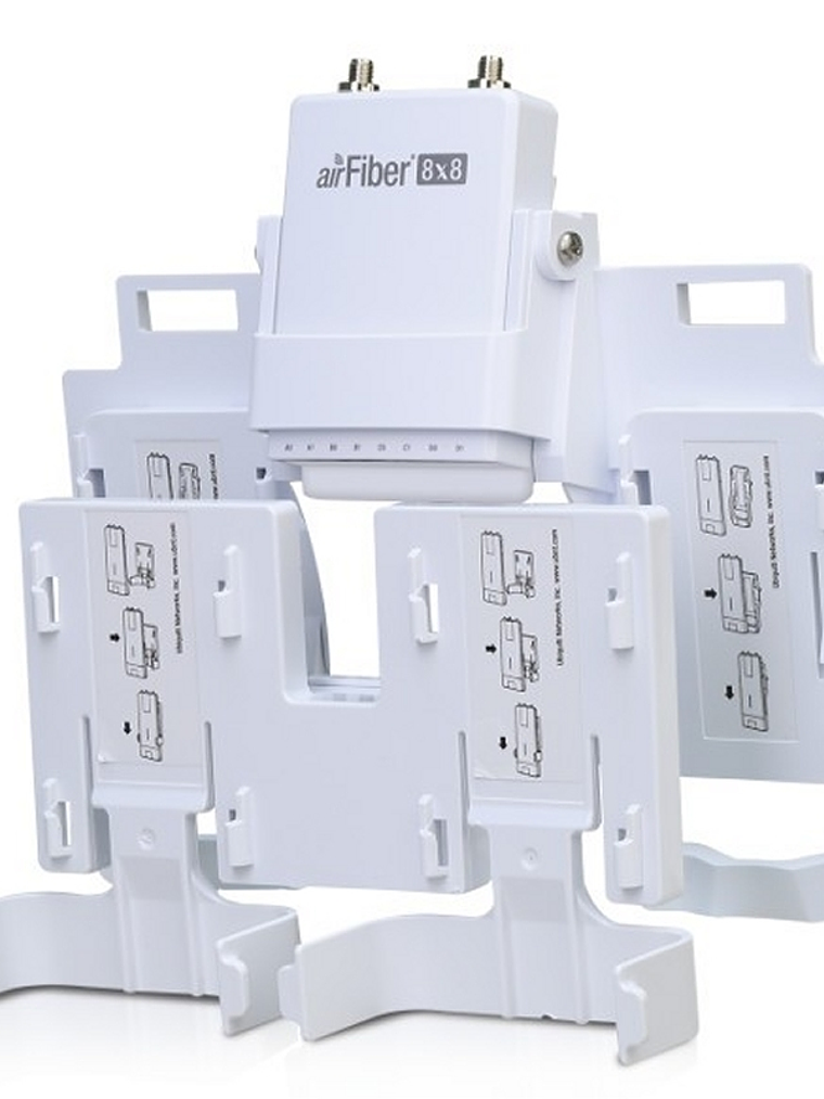 Ubiquiti AirFiber NxN AF-MPX8 Multiplexor 1