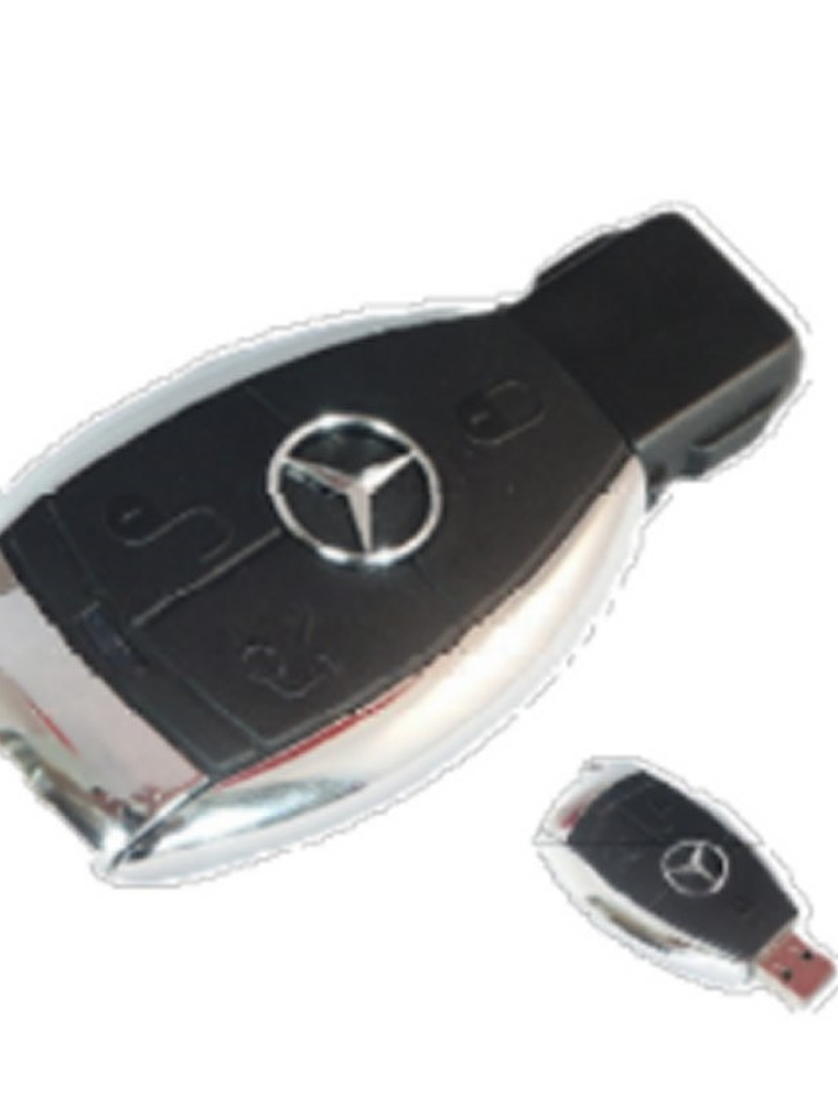 TECH ONE TECH Llave Mercedes 32 Gb USB 2.0 1