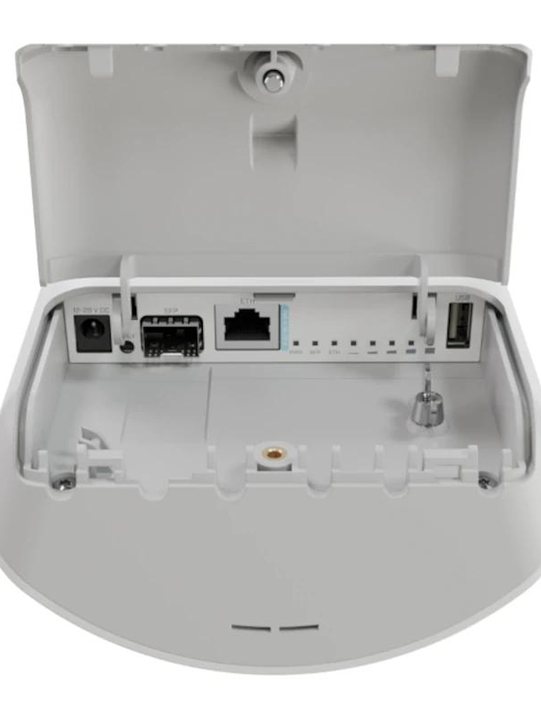 MikroTik mANTBox ax 15s WiFi6 1xGbE 1x2.5G SFP Out 3