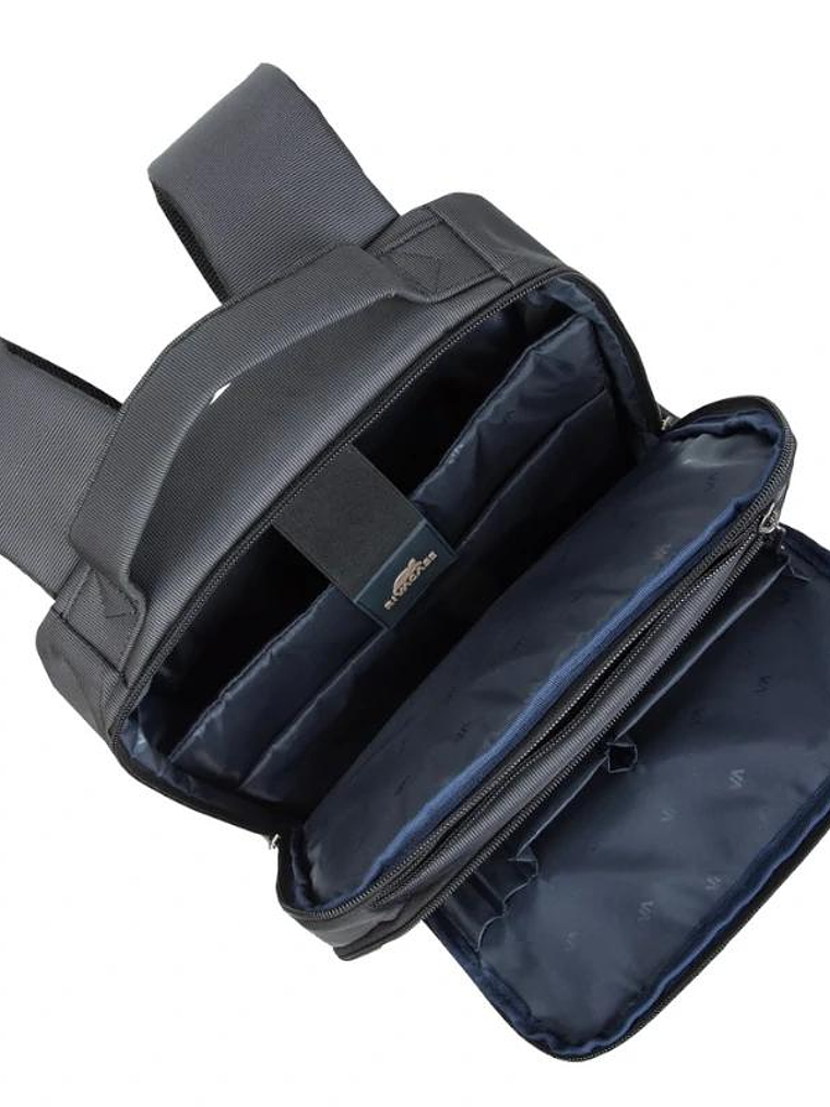 RIVACASE 8262 Mochila Central 15.6 Negra 2