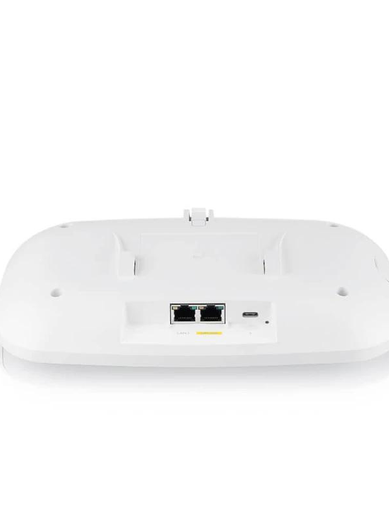 Zyxel NWA210BE AP WiFi7 Nebula 2x2.5G PoE+ 4X4 4
