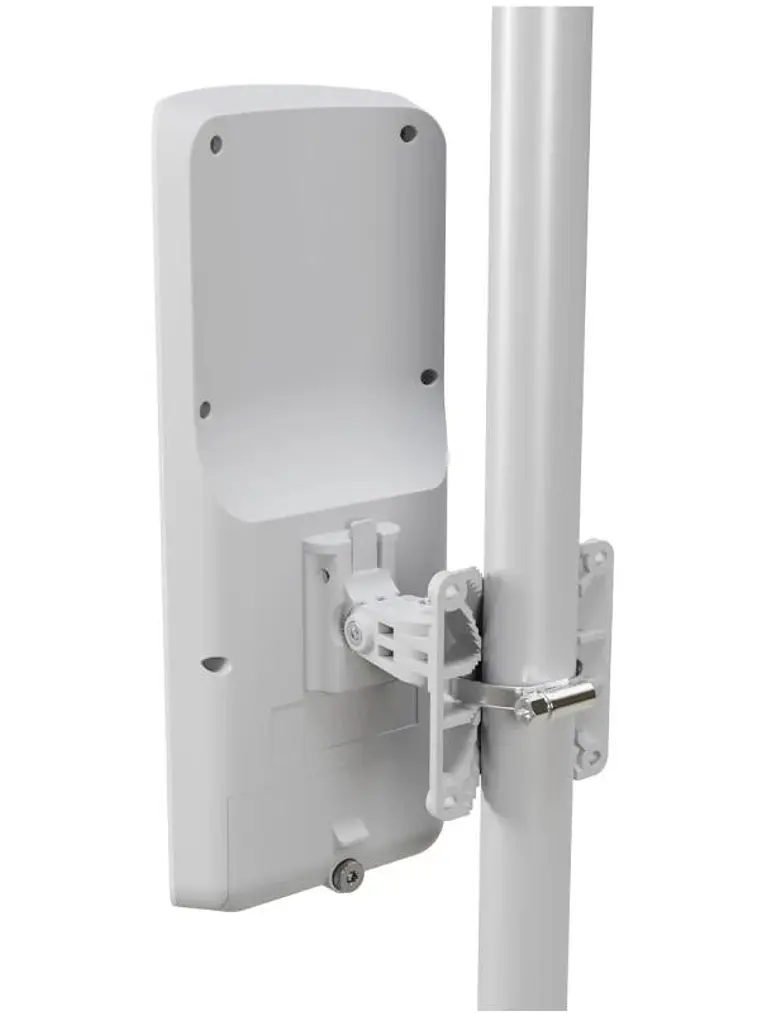 MikroTik mANTBox ax 15s WiFi6 1xGbE 1x2.5G SFP Out 2
