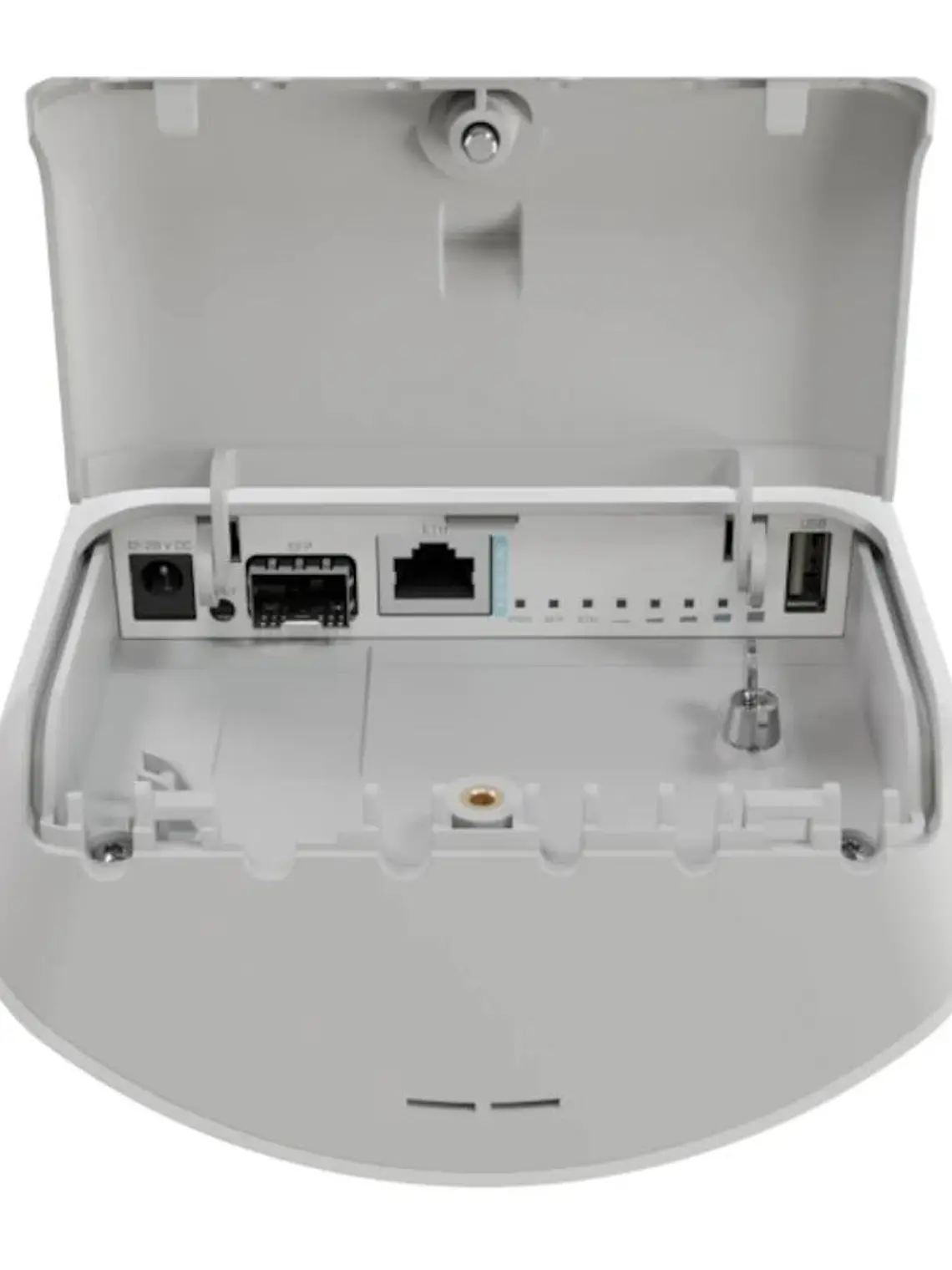 MikroTik mANTBox ax 15s WiFi6 1xGbE 1x2.5G SFP Out 3