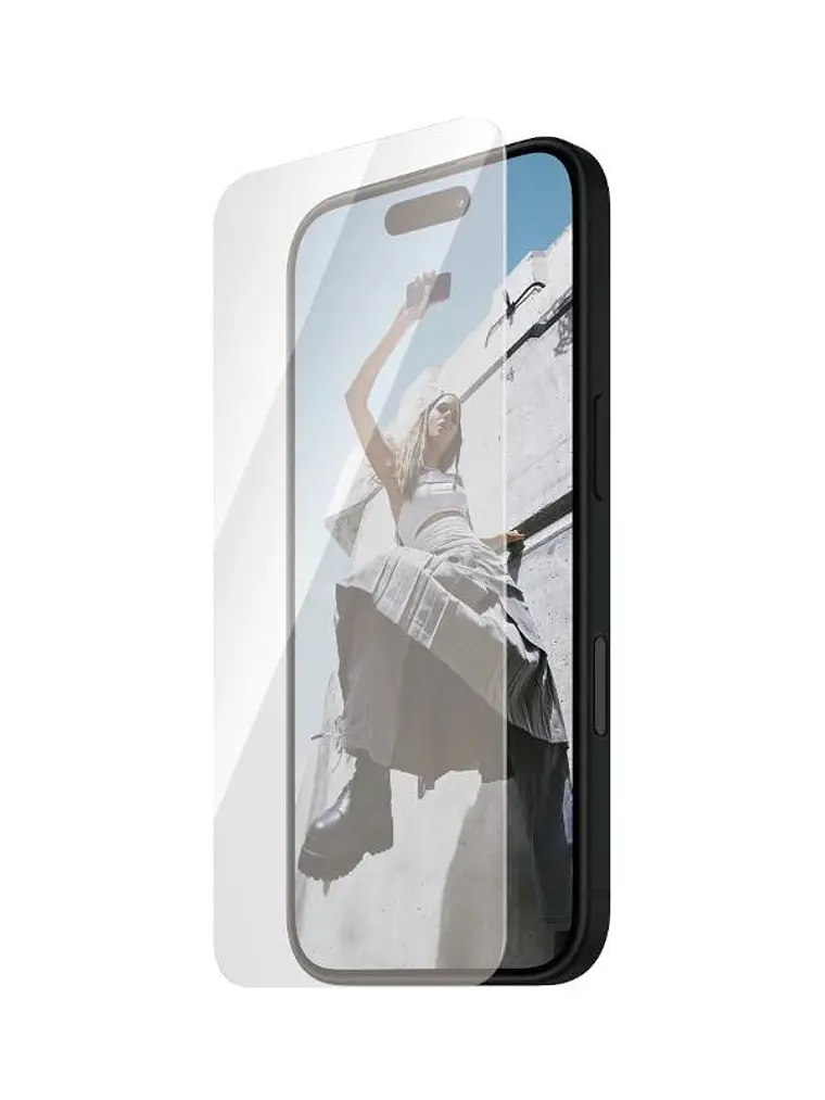 SAFE by PanzerGlass Screen Protector iPhone 16 -15 1