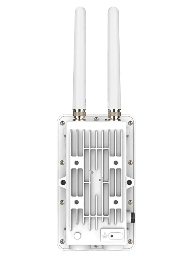 D-Link DIS-3650AP Outdoor Industrial AC1200 AP 4