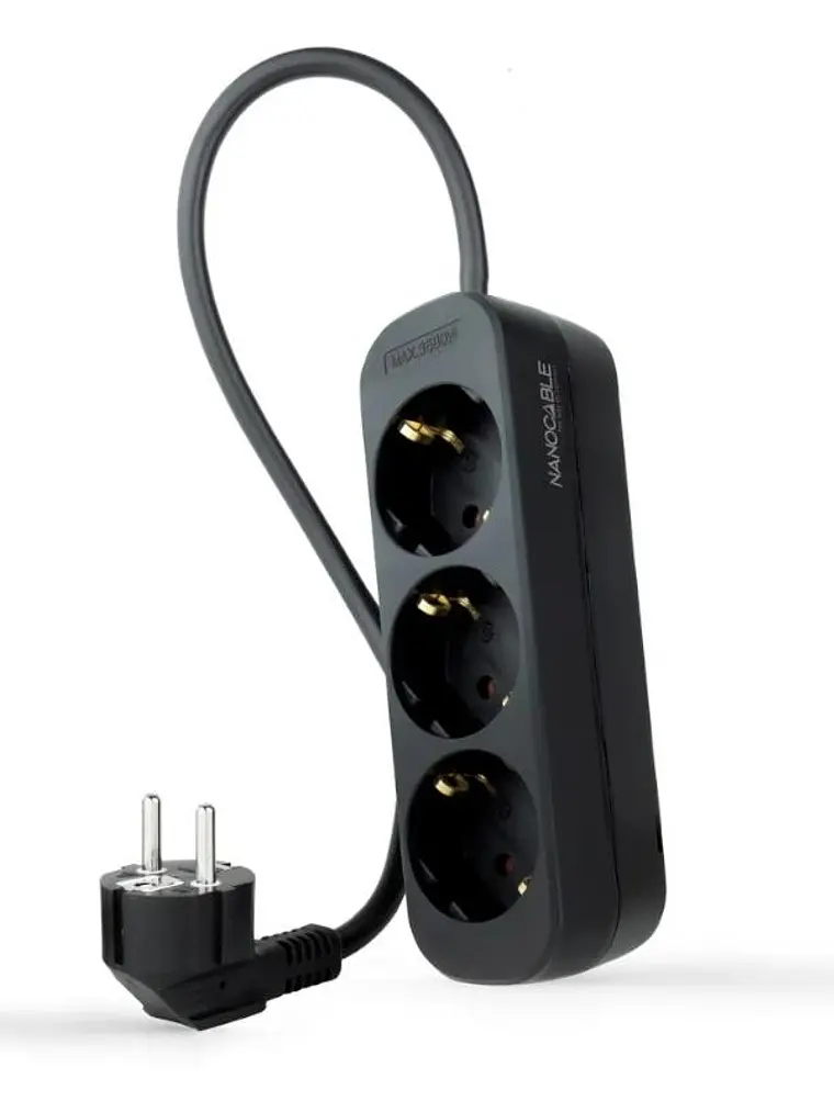 Nanocable Regleta de Enchufes 4 Tomas 1.4 m Negro 1