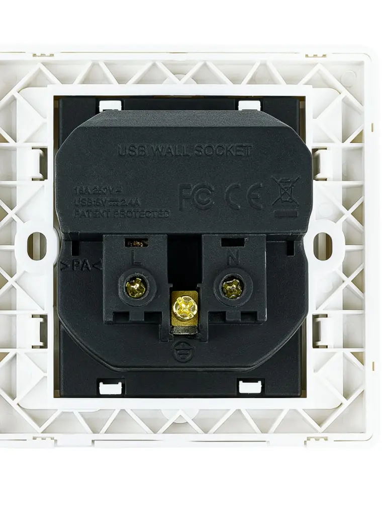 Nanocable Base de enchufe pared schuko+2USB 2.4A 3