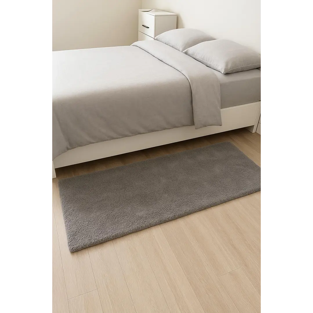 Alfombra Bajada De Cama Timmy Peluda Color Gris 55x145 3