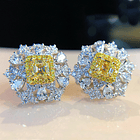 Aretes clásicos con diamantes de imitación amarillo y blanco e incrustaciones pequeñas 2