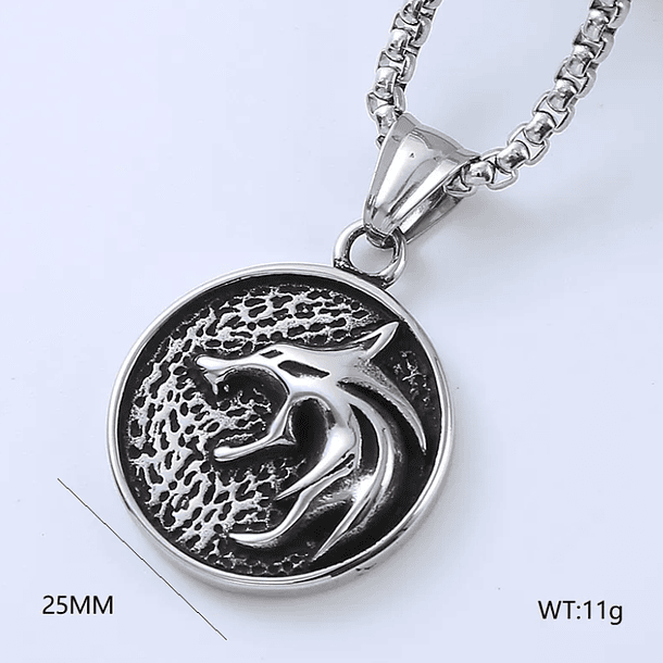 Collar para hombre con dije de lobo en acero inoxidable plateado antiguo