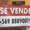  Letrero Vende/Arrienda  100x150cm - PVC Resistente - Personalizable | Clic Imprenta