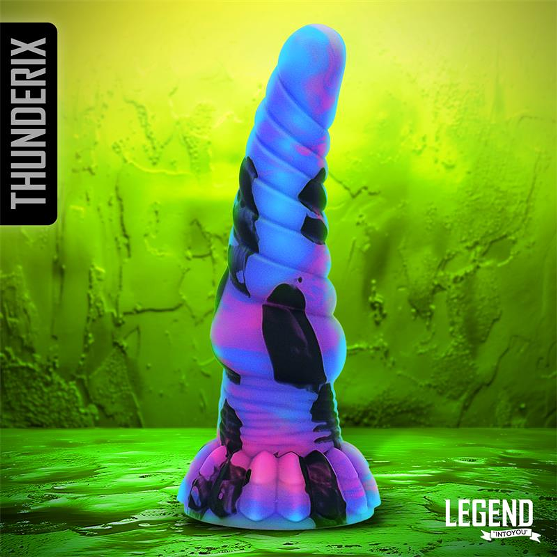 Thunderix Liquid Silicone Dildo 17,5 cm 1
