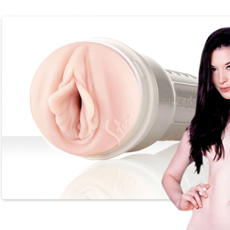 Fleshlight Stoya Destroya | Textura Intensa | Moldada da Estrela 2