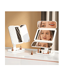 Espejo de Maquillaje triple plegable con luz led y Aumento marco blanco  3